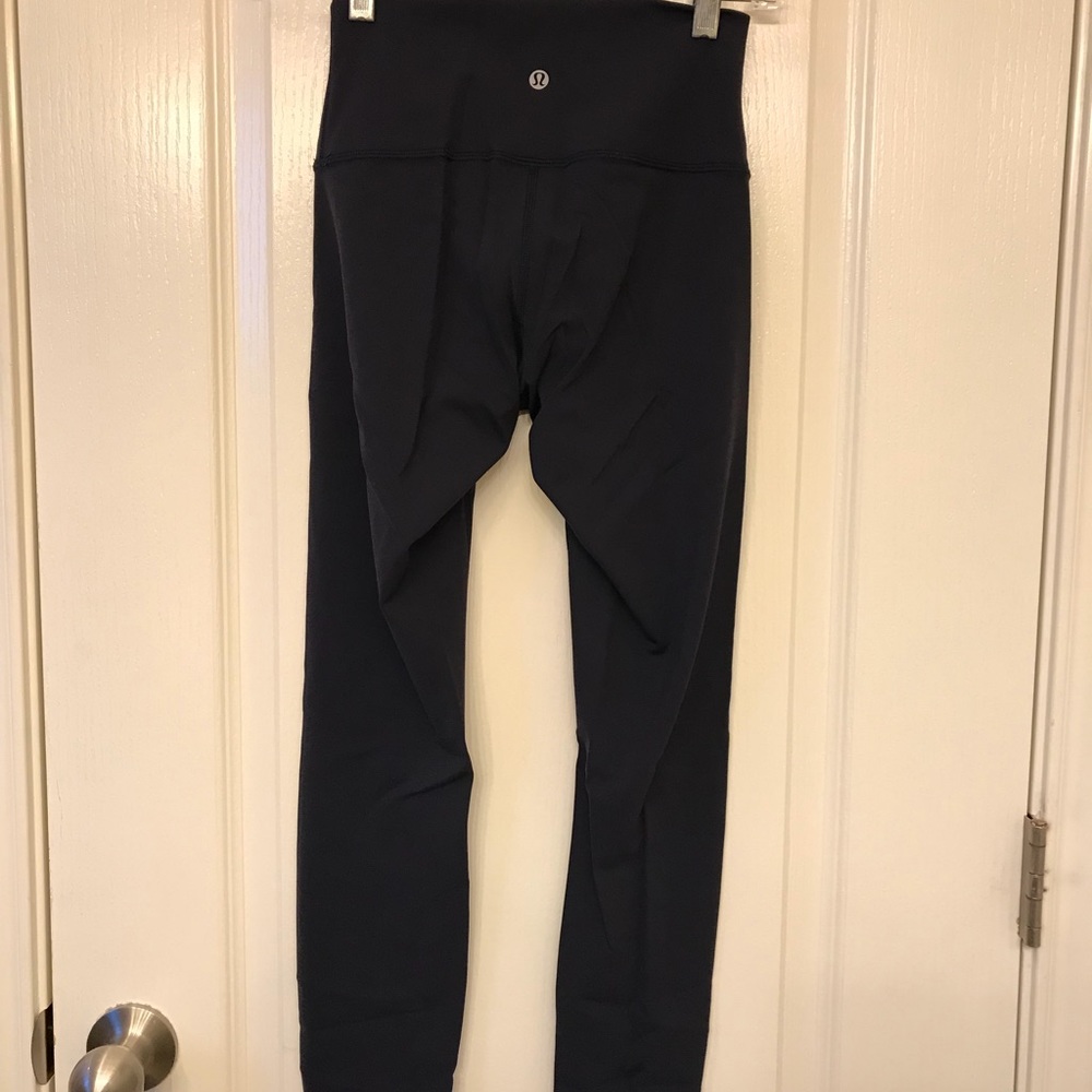 Lululemon leggings black size 4